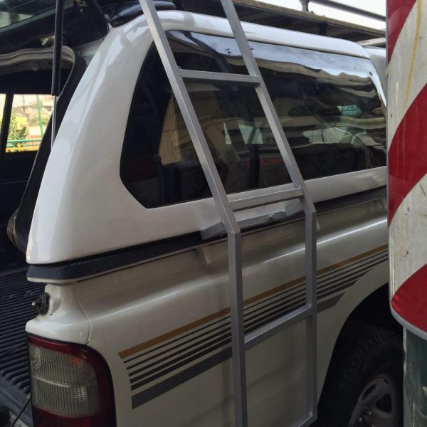 اتاق عقب تویوتا هایلوکس