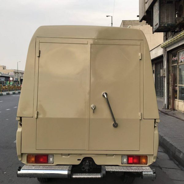 اتاق عقب تویوتا لندکروزر