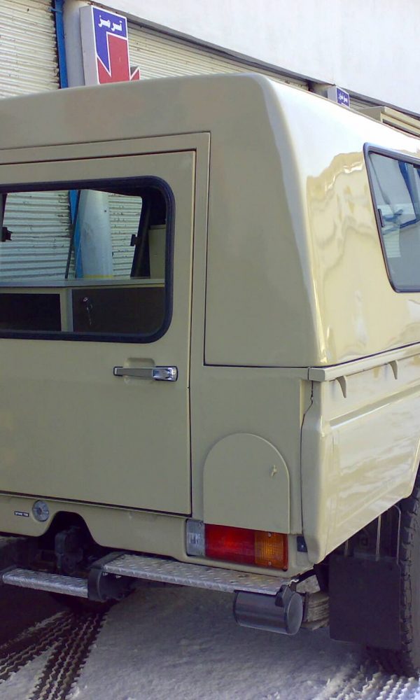 اتاق عقب تویوتا لندکروزر