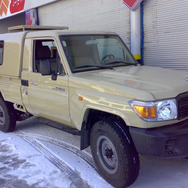 اتاق عقب تویوتا لندکروزر