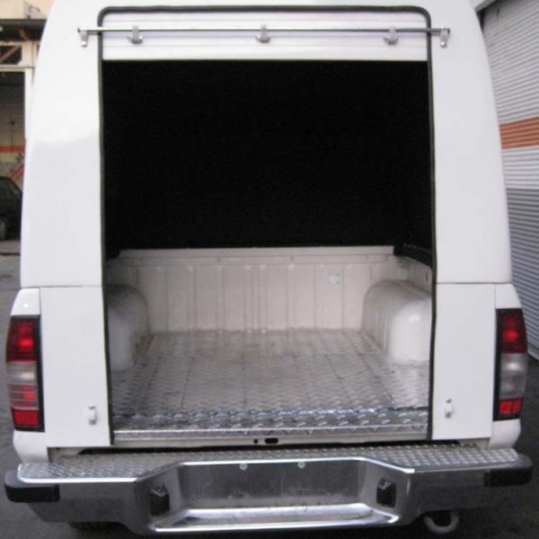 اتاق عقب نیسان پیکاپ